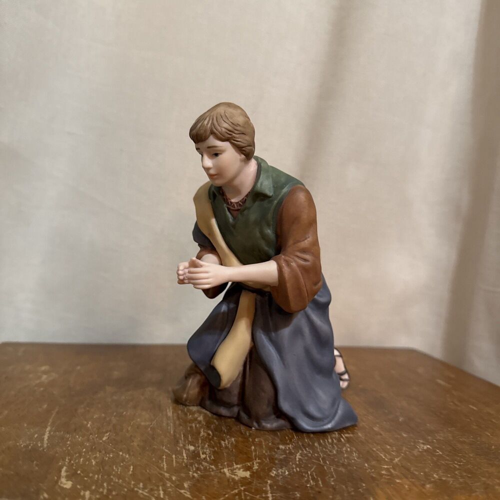 Kirkland Signature #75177 Christmas Porcelain Nativity Set Replacement Sheppard